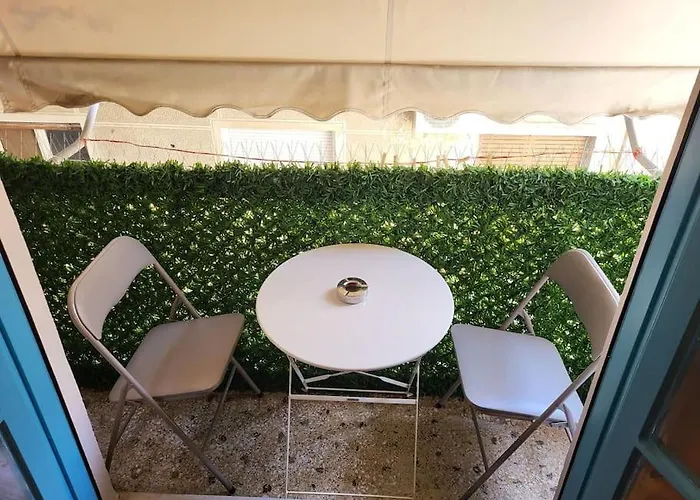 Viva La Frida Boho Apartment In Central Athens